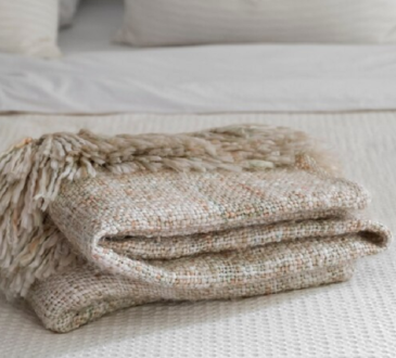 How to Wash Blankets: Quick Notes For a Comfortable And Fresh Bed